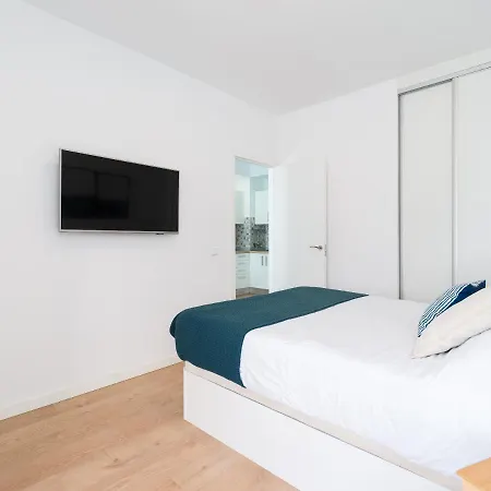 Apartamento Con Terraza Cerca De Las Canteras