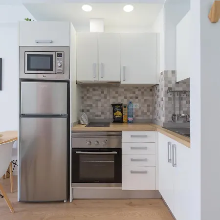 Apartamento Con Terraza Cerca De Las Canteras