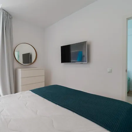 Apartamento Con Terraza Cerca De Las Canteras *