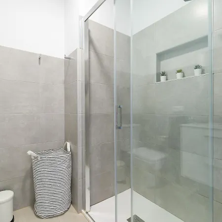 Apartamento Con Terraza Cerca De Las Canteras Διαμέρισμα *