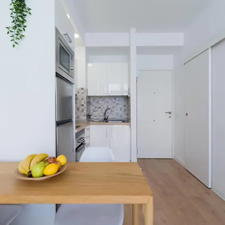 Apartamento Con Terraza Cerca De Las Canteras